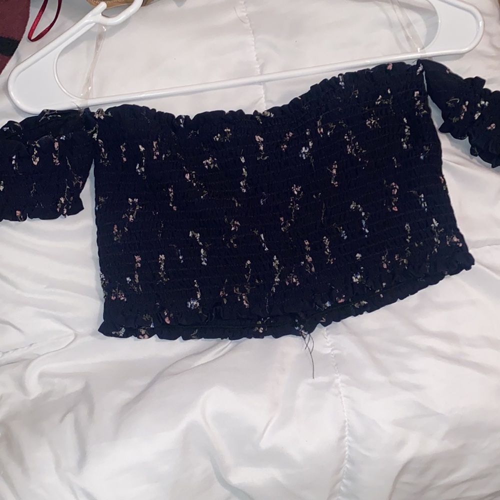Go out crop top